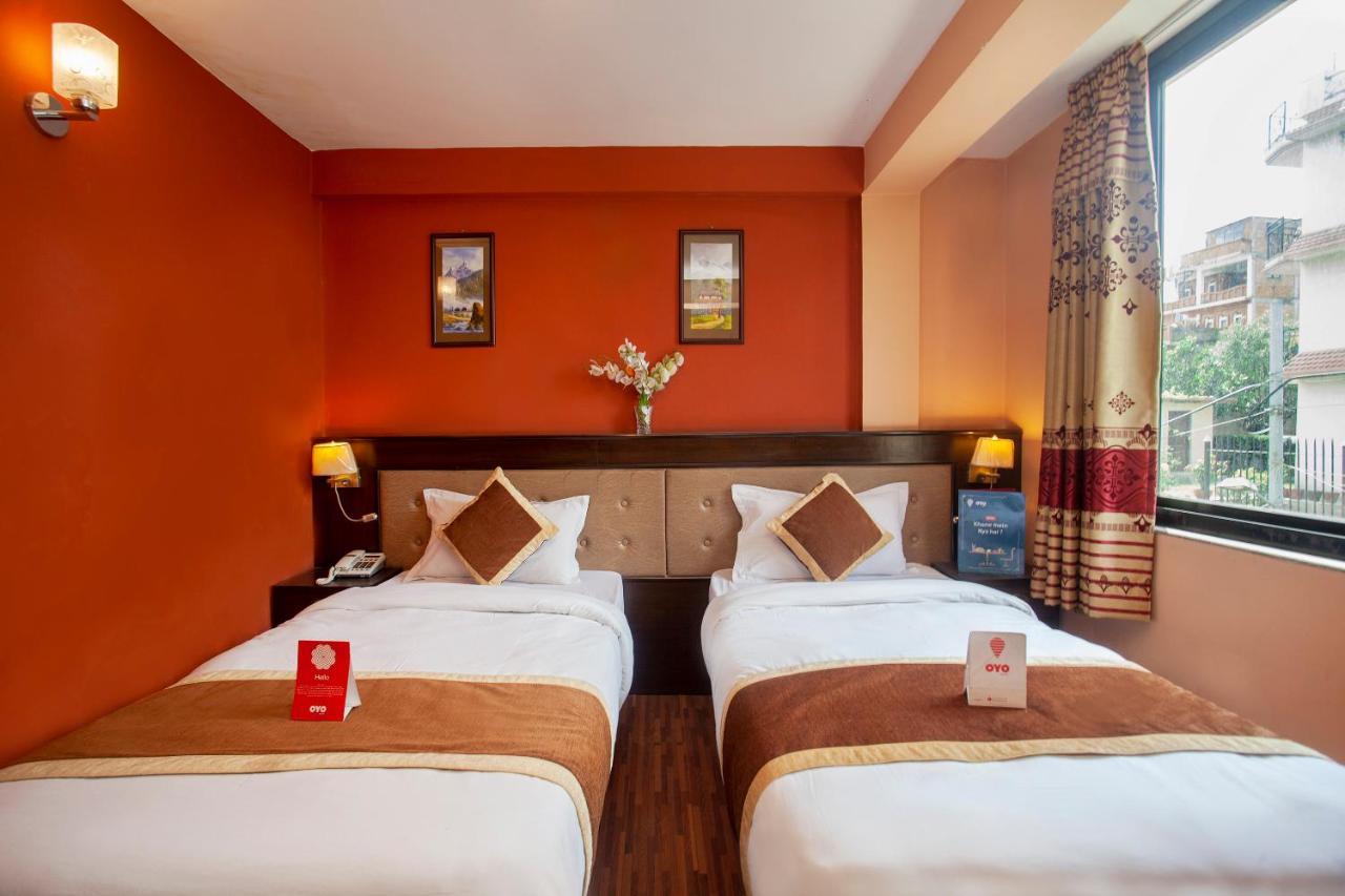 Divine Guest House Катманду Экстерьер фото