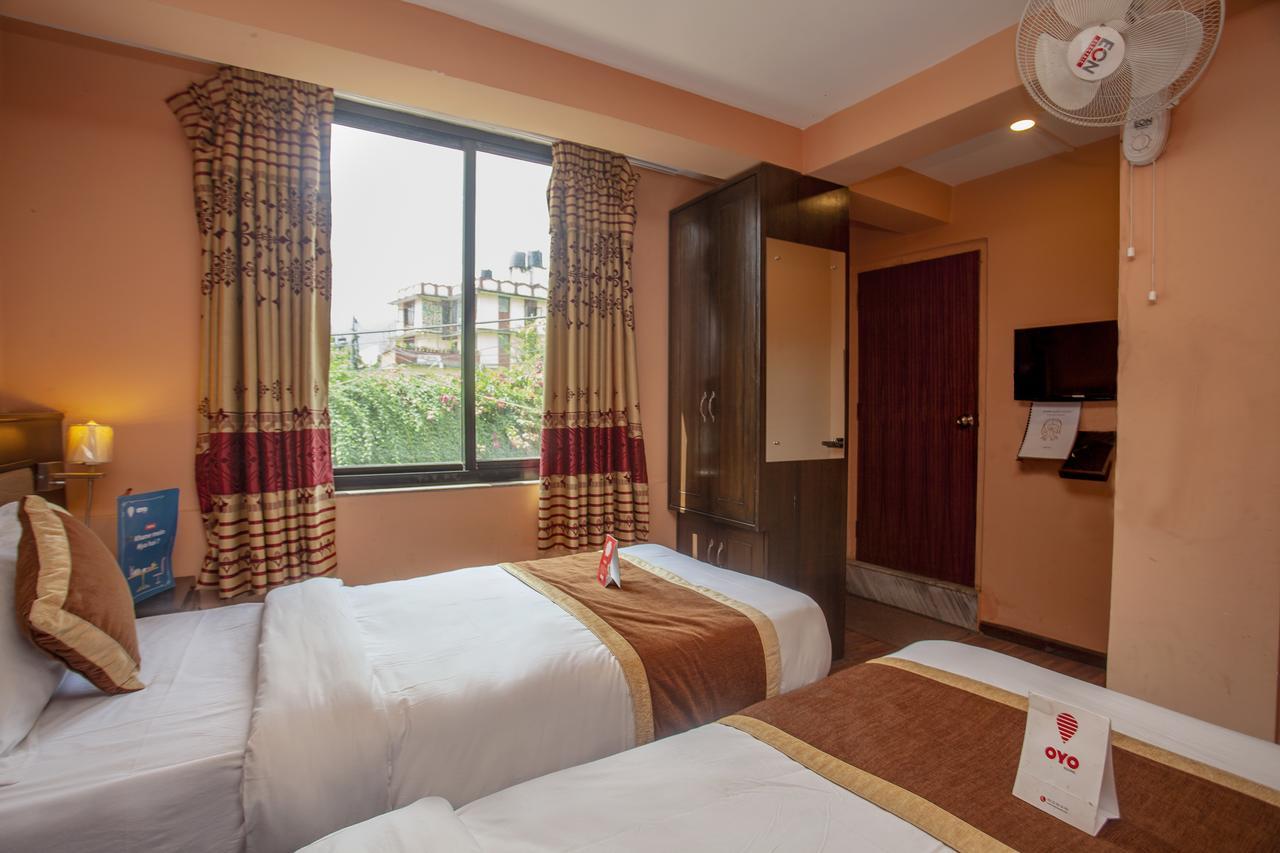 Divine Guest House Катманду Экстерьер фото