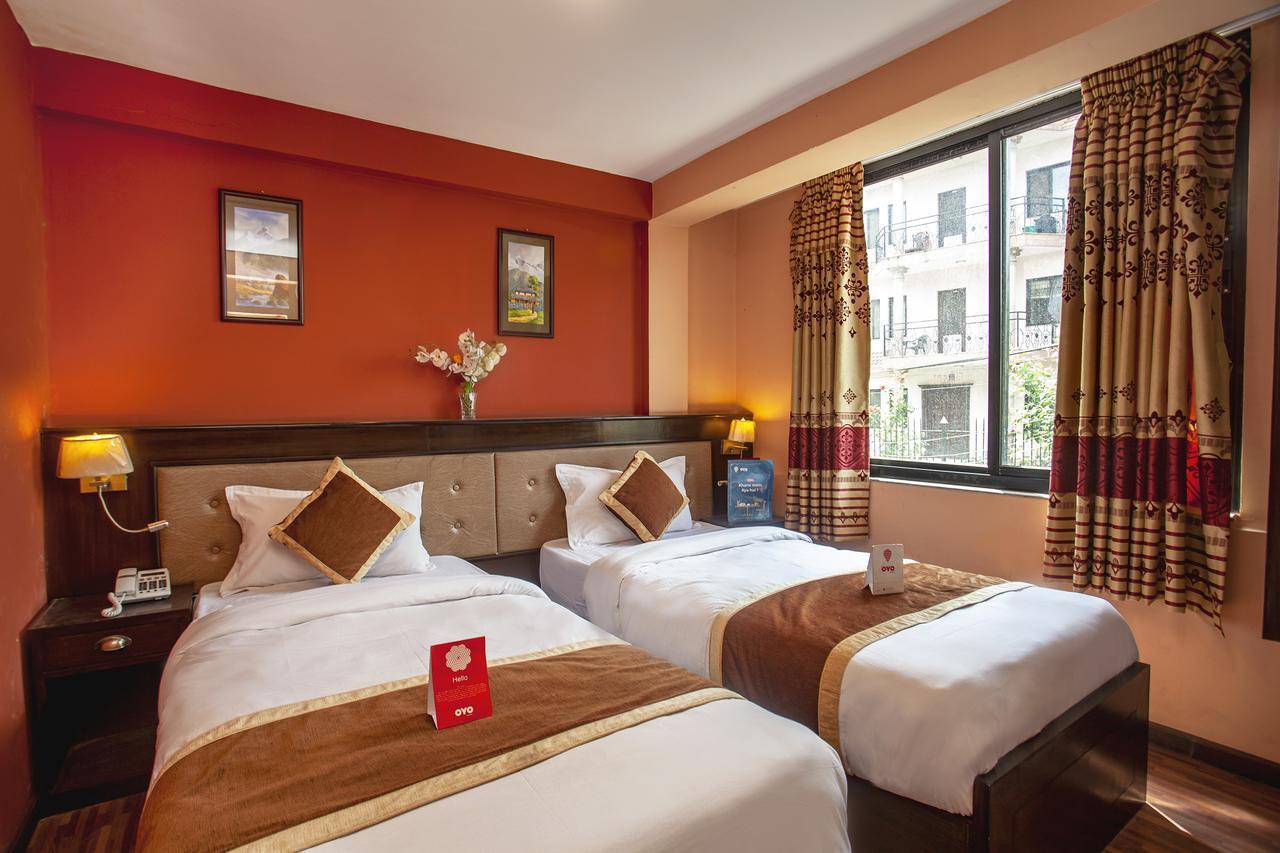 Divine Guest House Катманду Экстерьер фото